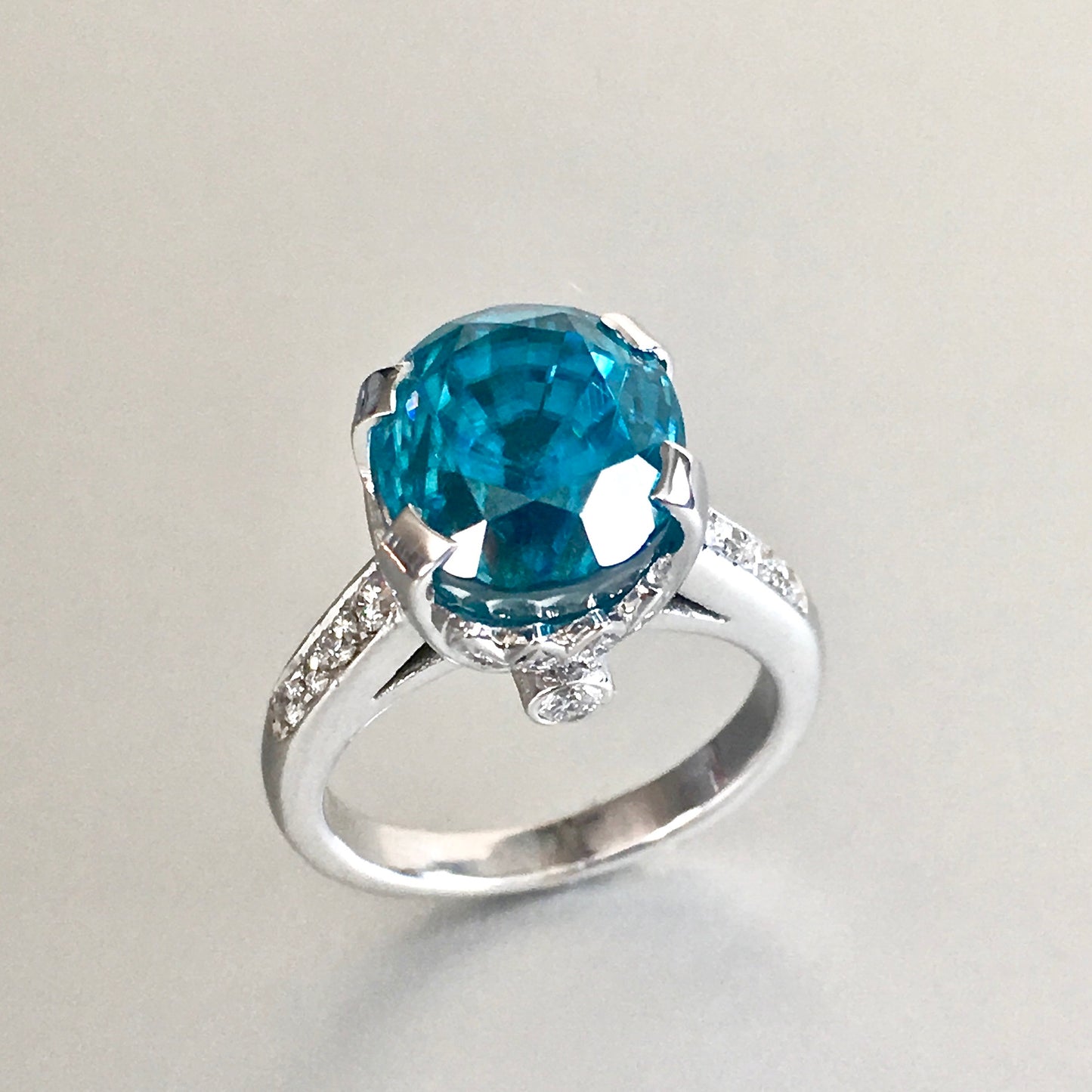 10.04 Blue Zircon Ring